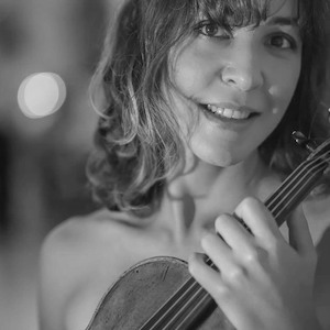 Dina Nesterenko, Violinist
